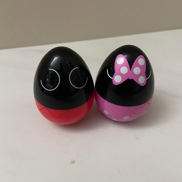 Mickey and minnie Easter egg Disney Parks Eggstravaganza 2016 - Picture 2 of 3